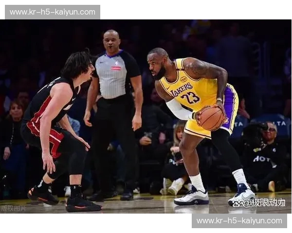 紫金巅峰对决迈阿密铁血：NBA录像里那些被岁月封存的湖人vs热火史诗